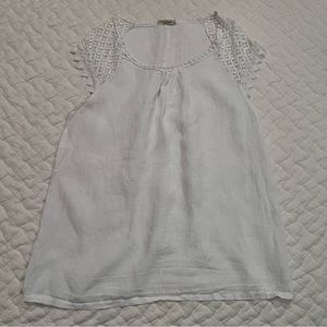 White linen shirt with lace